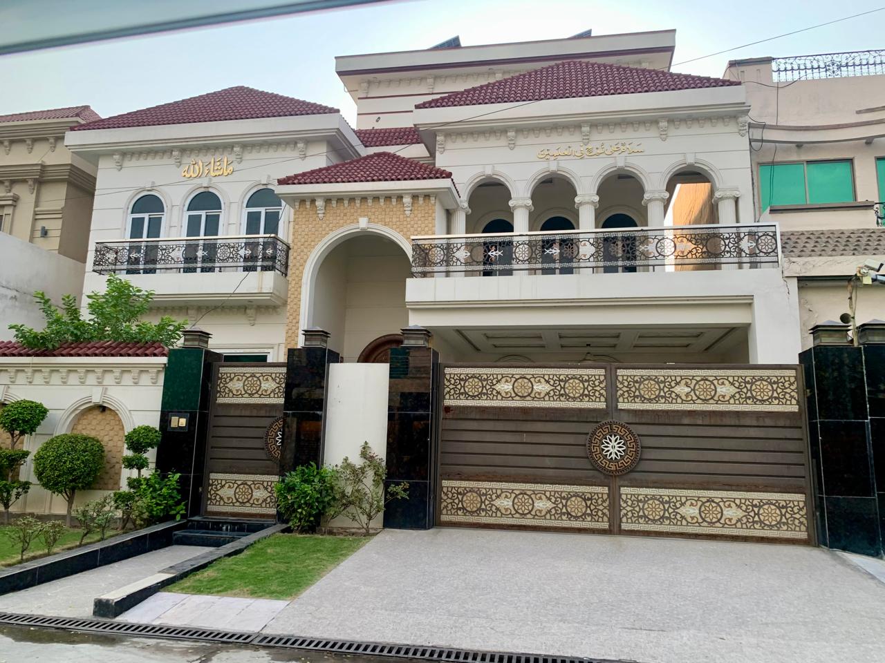 Shalimar Gate Design #018