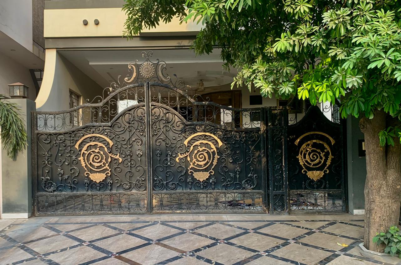 Shalimar Gate Design #027
