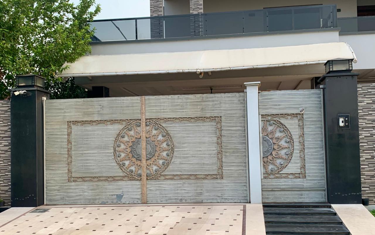 Shalimar Gate Design #049