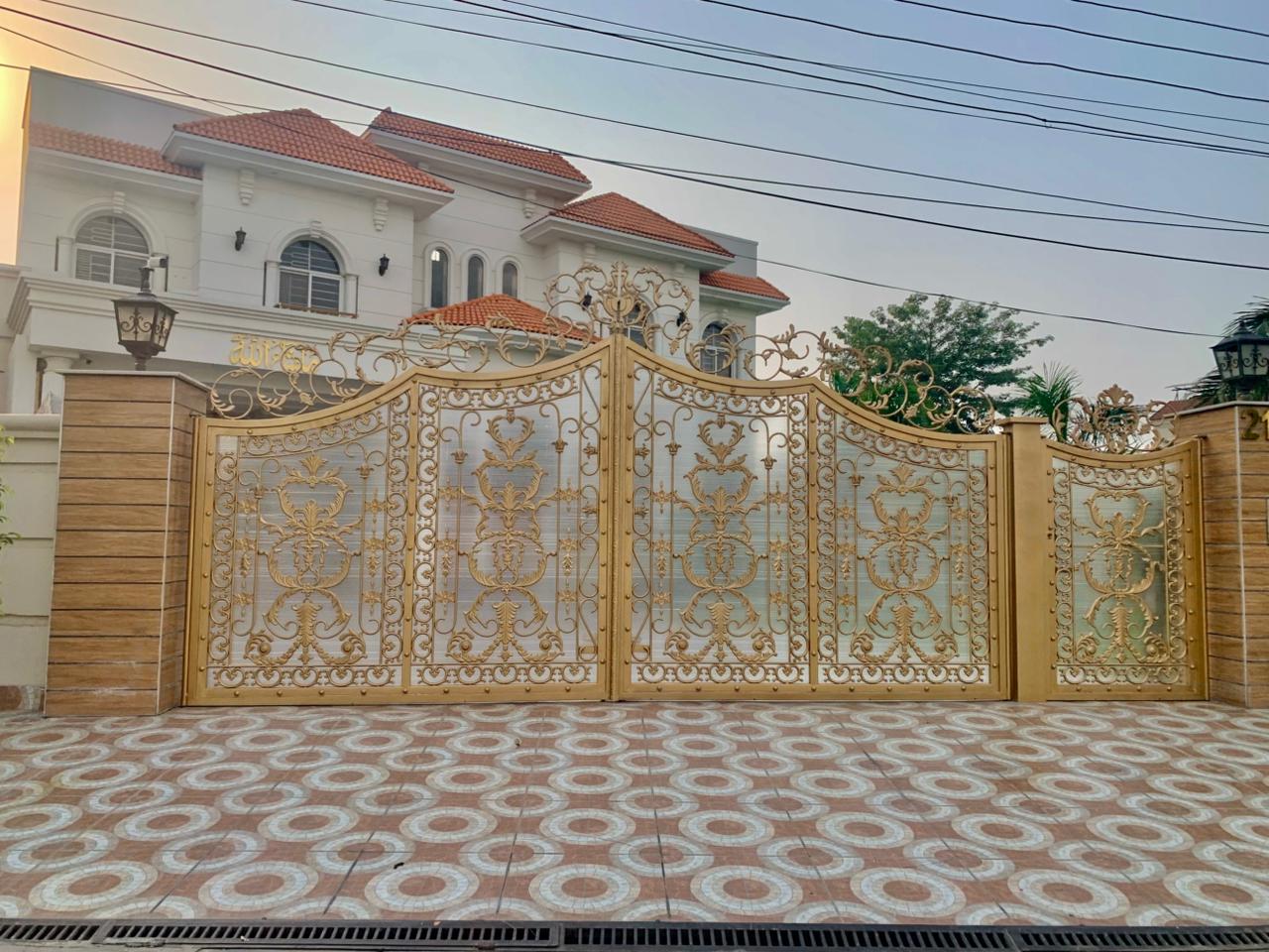 Shalimar Gate Design #099