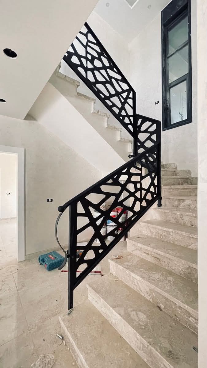 Shalimar Railing Design #37