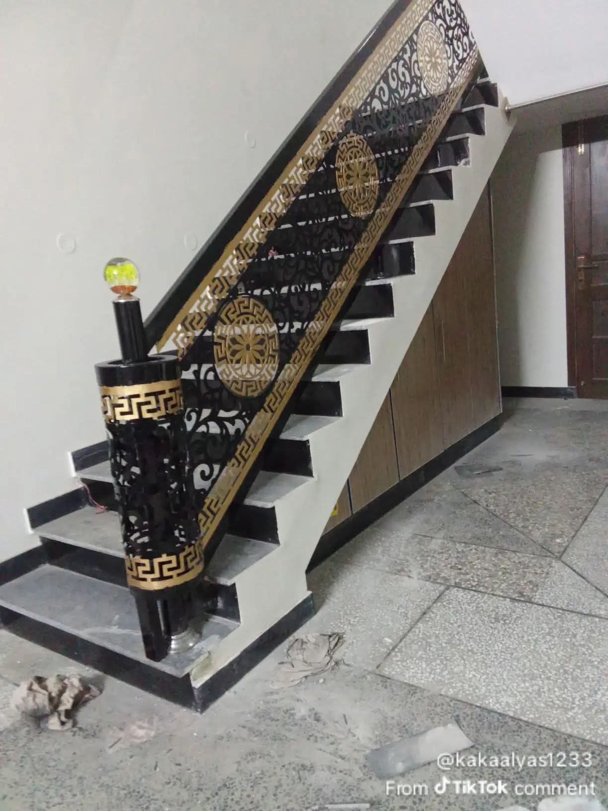 Shalimar Railing Design #63